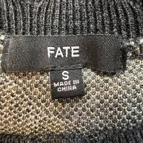 Fate Camo Sweater Women’s Size Small Distressed Crew Neck Pullover Green Gray - Picture 6 of 12